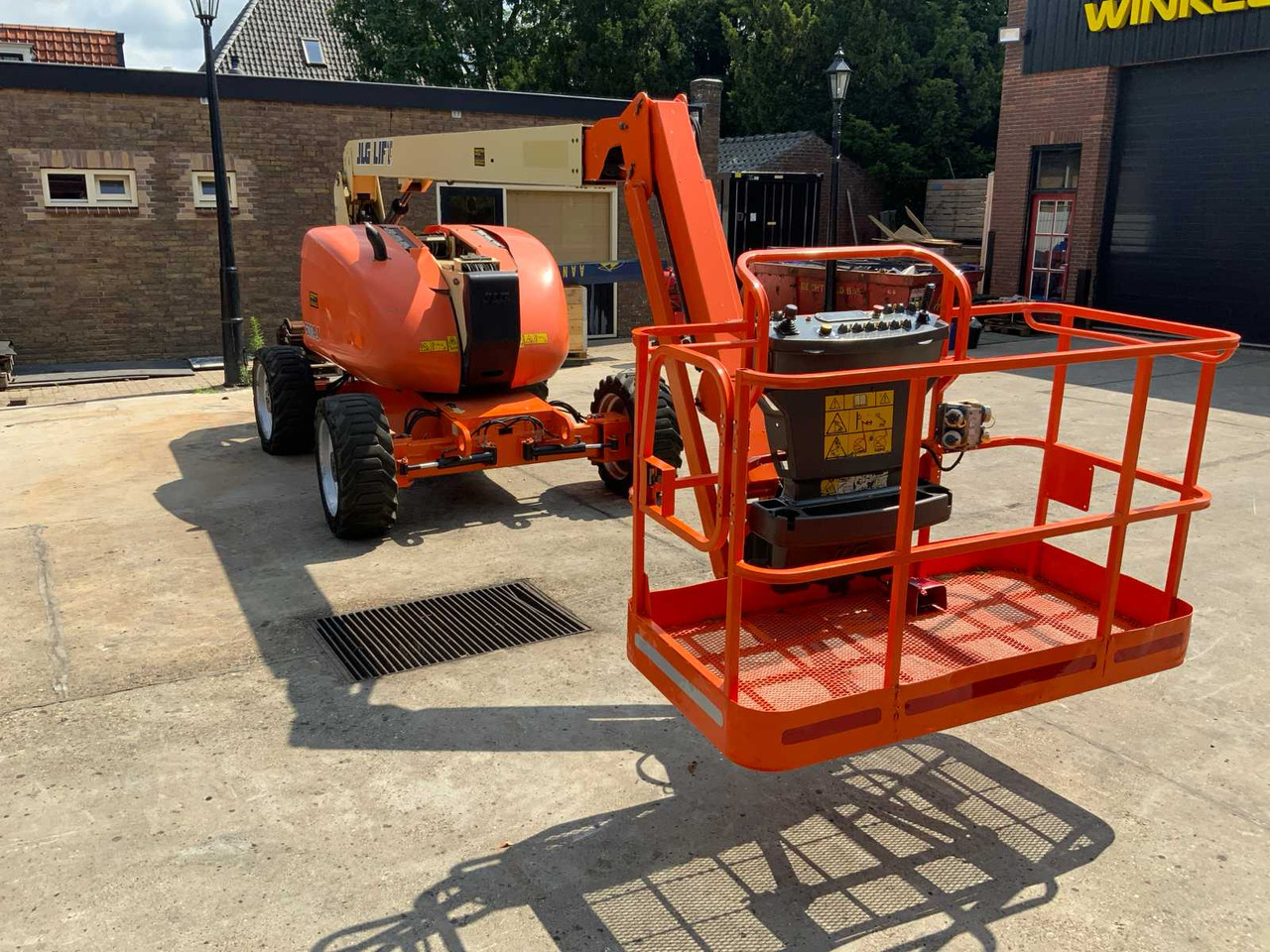 JLG 600AJ - Nacelle: photos 4 JLG 600AJ - Nacelle: photos 4