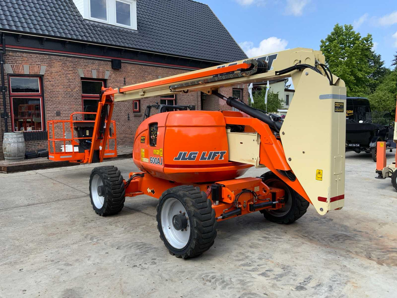 JLG 600AJ - Nacelle: photos 2 JLG 600AJ - Nacelle: photos 2