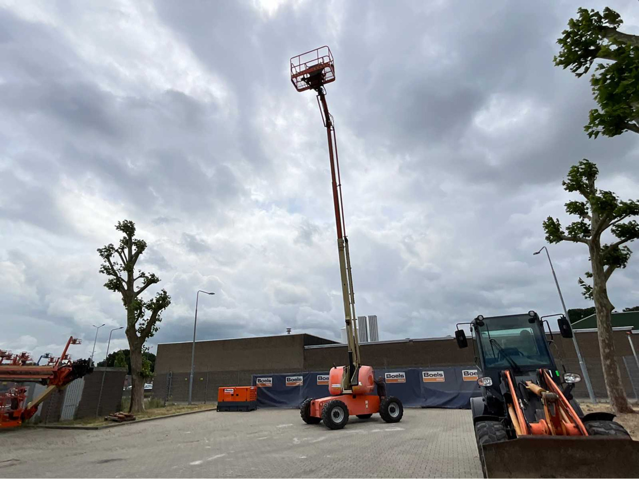 JLG 660SJZ - Nacelle: photos 1 JLG 660SJZ - Nacelle: photos 1