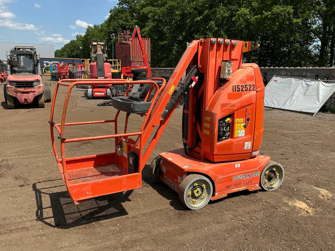 JLG TOUCAN1GE - Nacelle: photos 3 JLG TOUCAN1GE - Nacelle: photos 3