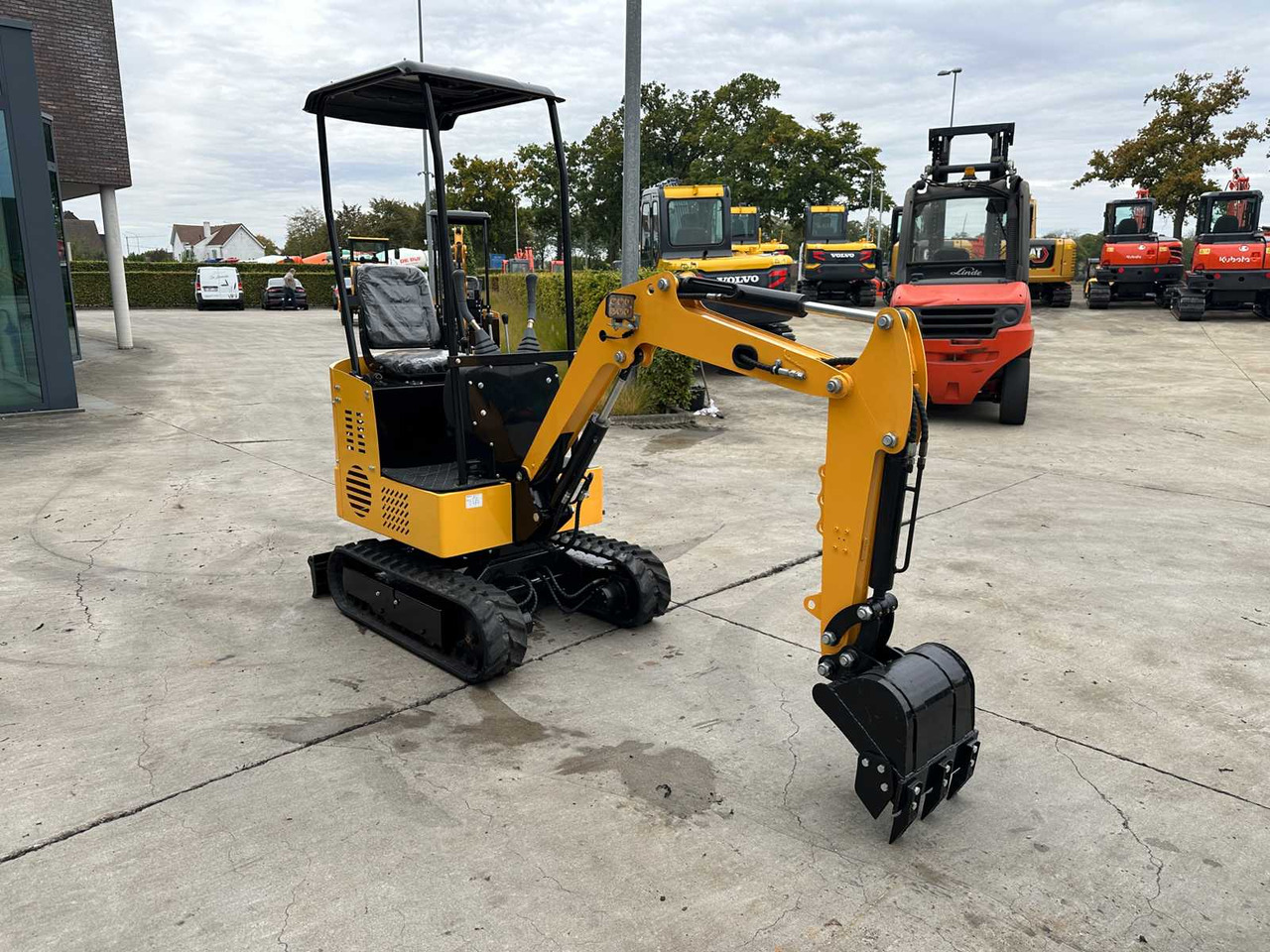 JPC KV12 - Mini pelle: photos 4 JPC KV12 - Mini pelle: photos 4