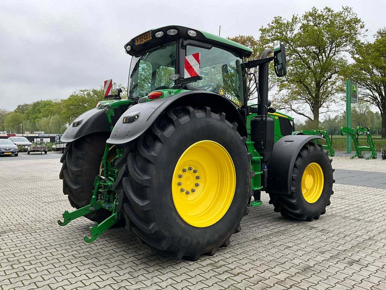 John Deere 6R 215 - Tracteur agricole: photos 3 John Deere 6R 215 - Tracteur agricole: photos 3