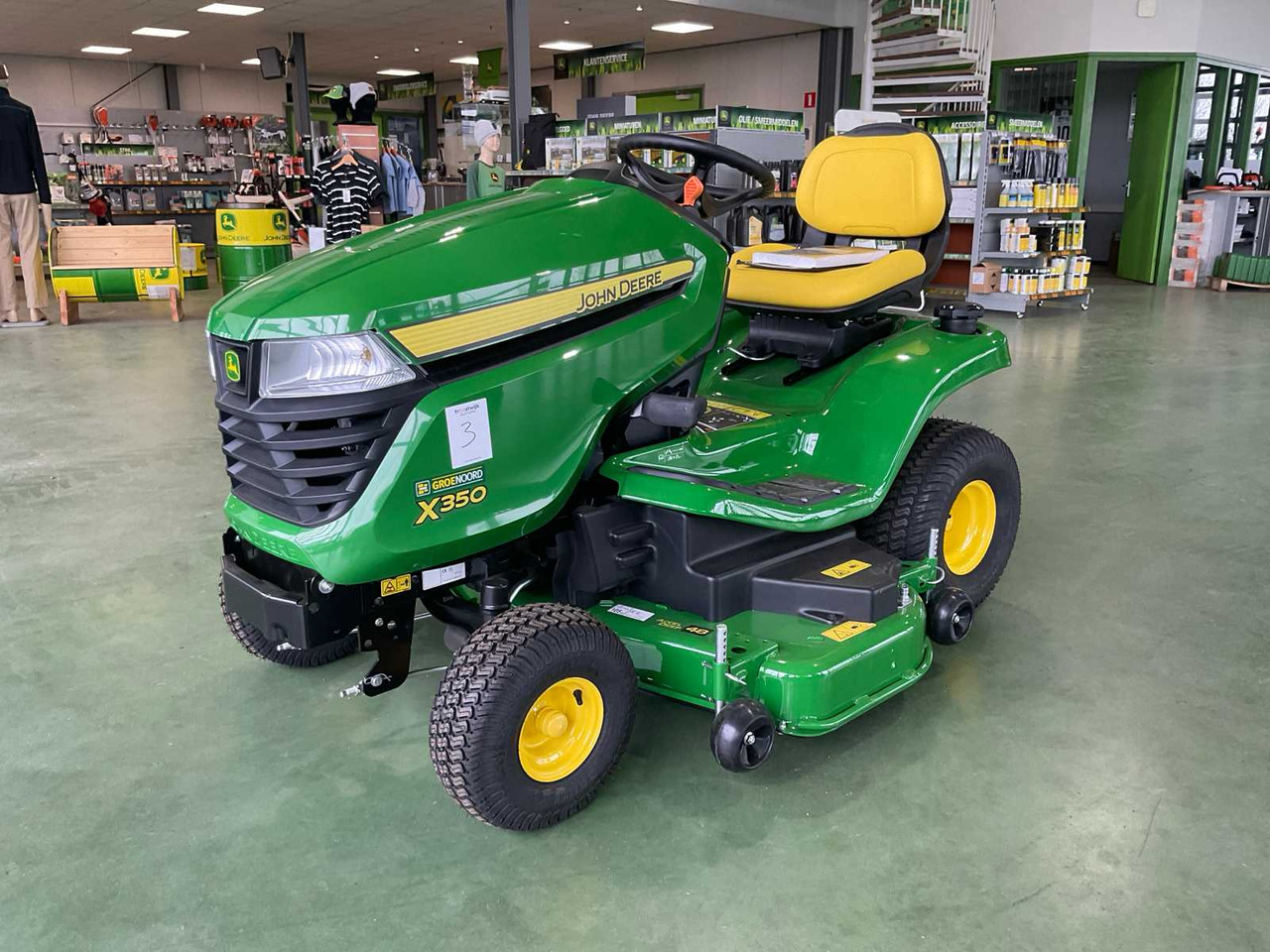 John Deere X350 - Motofaucheuse: photos 1 John Deere X350 - Motofaucheuse: photos 1