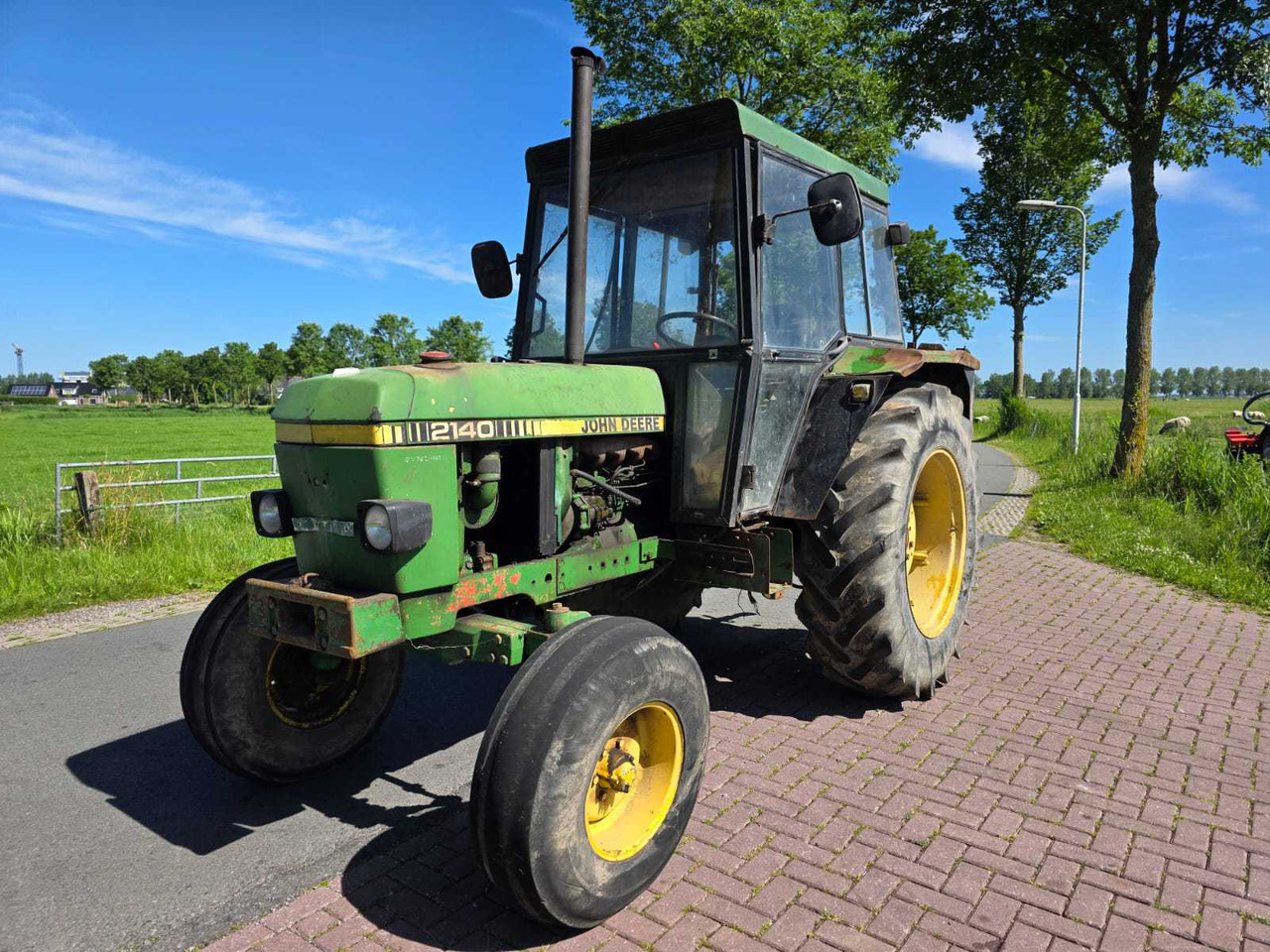 John deere 2140 - Tracteur agricole: photos 1 John deere 2140 - Tracteur agricole: photos 1