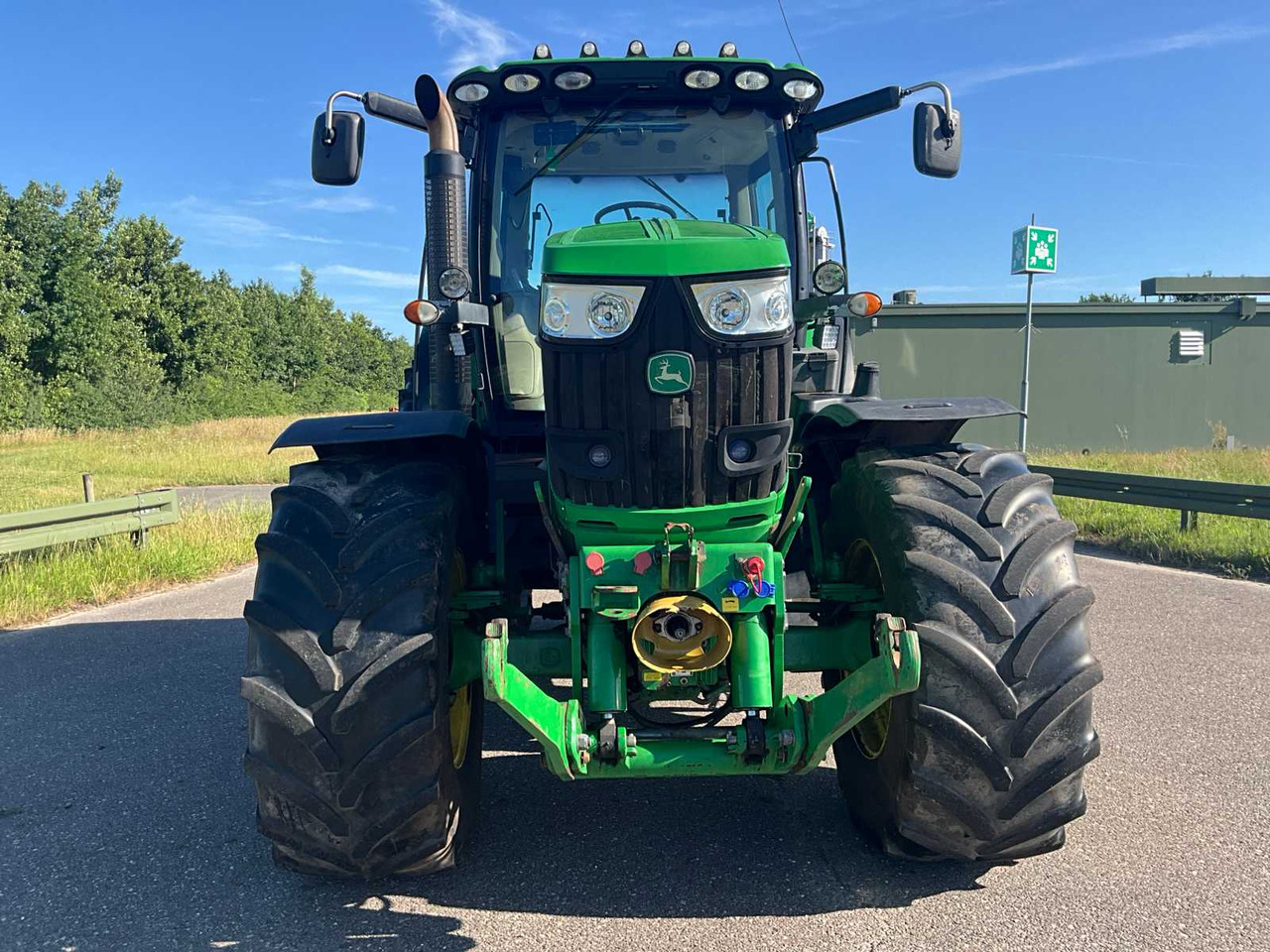 John deere 6170 R - Tracteur agricole: photos 3 John deere 6170 R - Tracteur agricole: photos 3