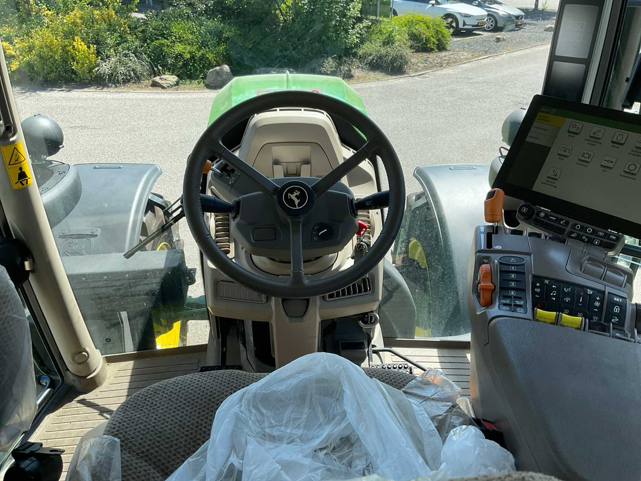 Tracteur agricole John deere 6R155: photos 18