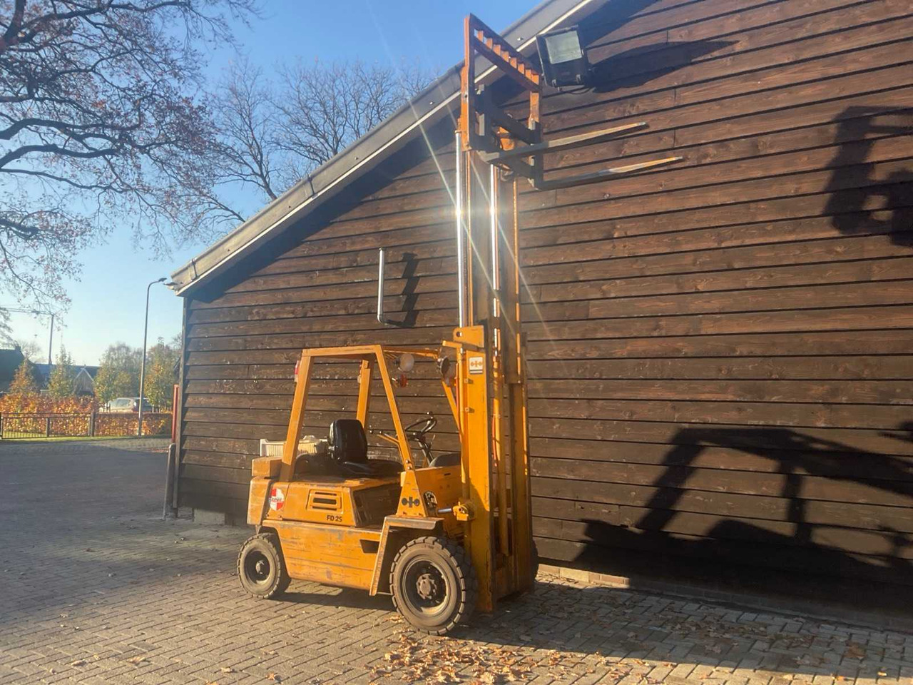 KOMATSU FD 20-7 FORKLIFT - Chariot élévateur: photos 4 KOMATSU FD 20-7 FORKLIFT - Chariot élévateur: photos 4