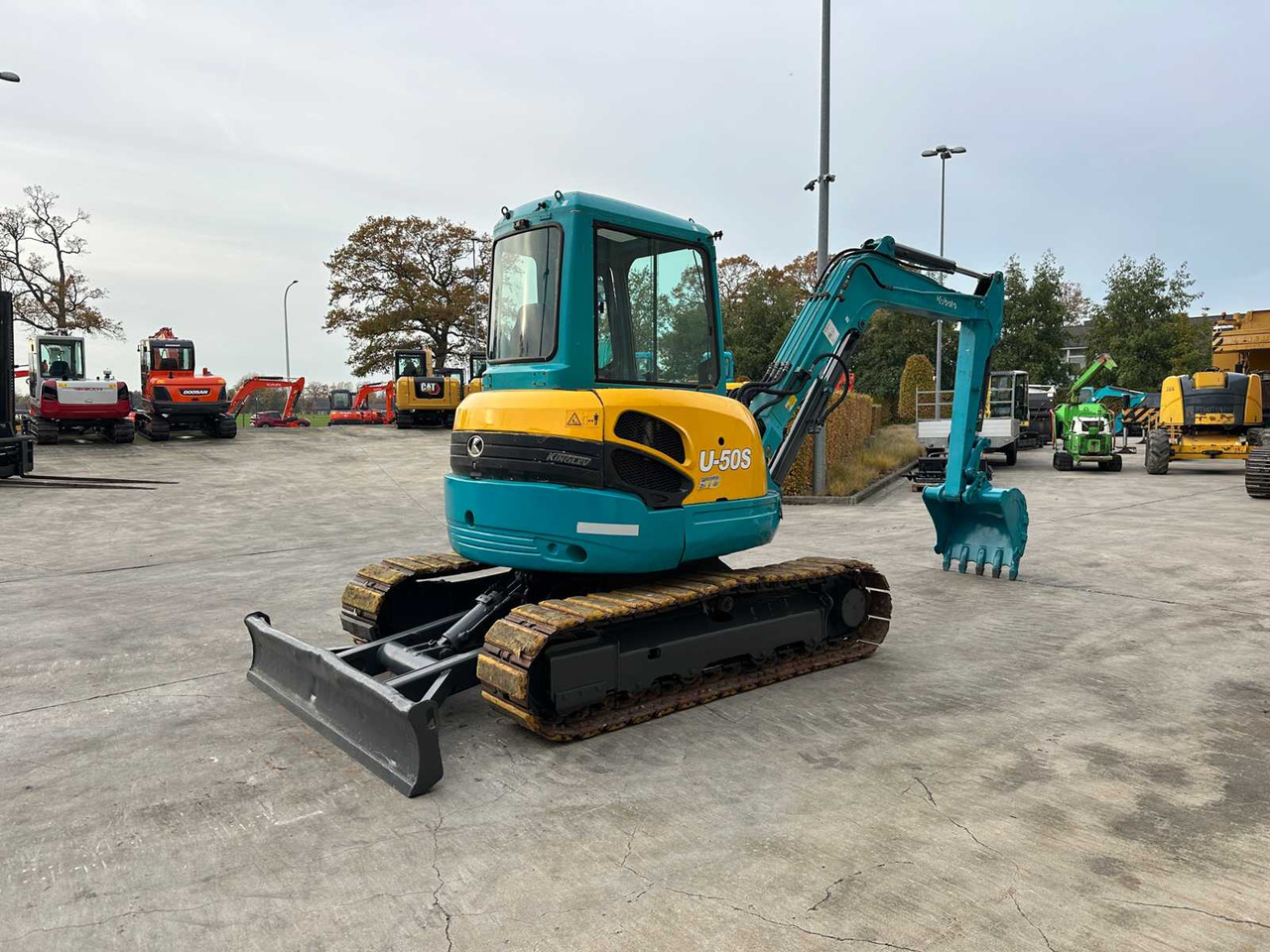 KUBOTA - U50-3 - MIDI EXCAVATOR - Pelle: photos 4 KUBOTA - U50-3 - MIDI EXCAVATOR - Pelle: photos 4