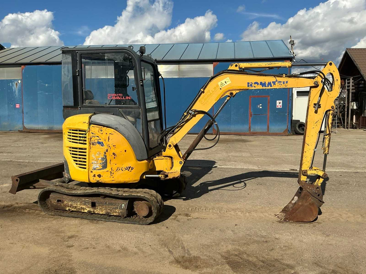 Komatsu PC 27 MR-2 - Mini pelle: photos 5 Komatsu PC 27 MR-2 - Mini pelle: photos 5