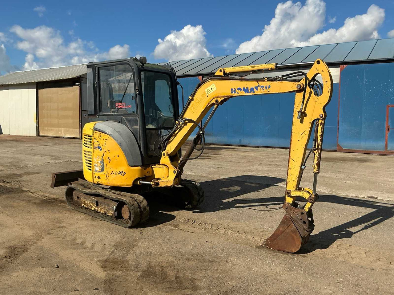 Komatsu PC 27 MR-2 - Mini pelle: photos 1 Komatsu PC 27 MR-2 - Mini pelle: photos 1