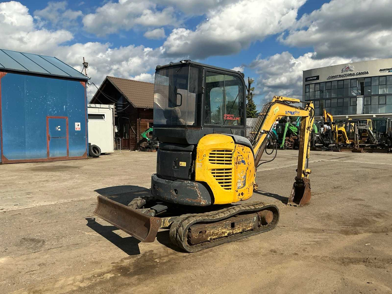 Komatsu PC 27 MR-2 - Mini pelle: photos 4 Komatsu PC 27 MR-2 - Mini pelle: photos 4