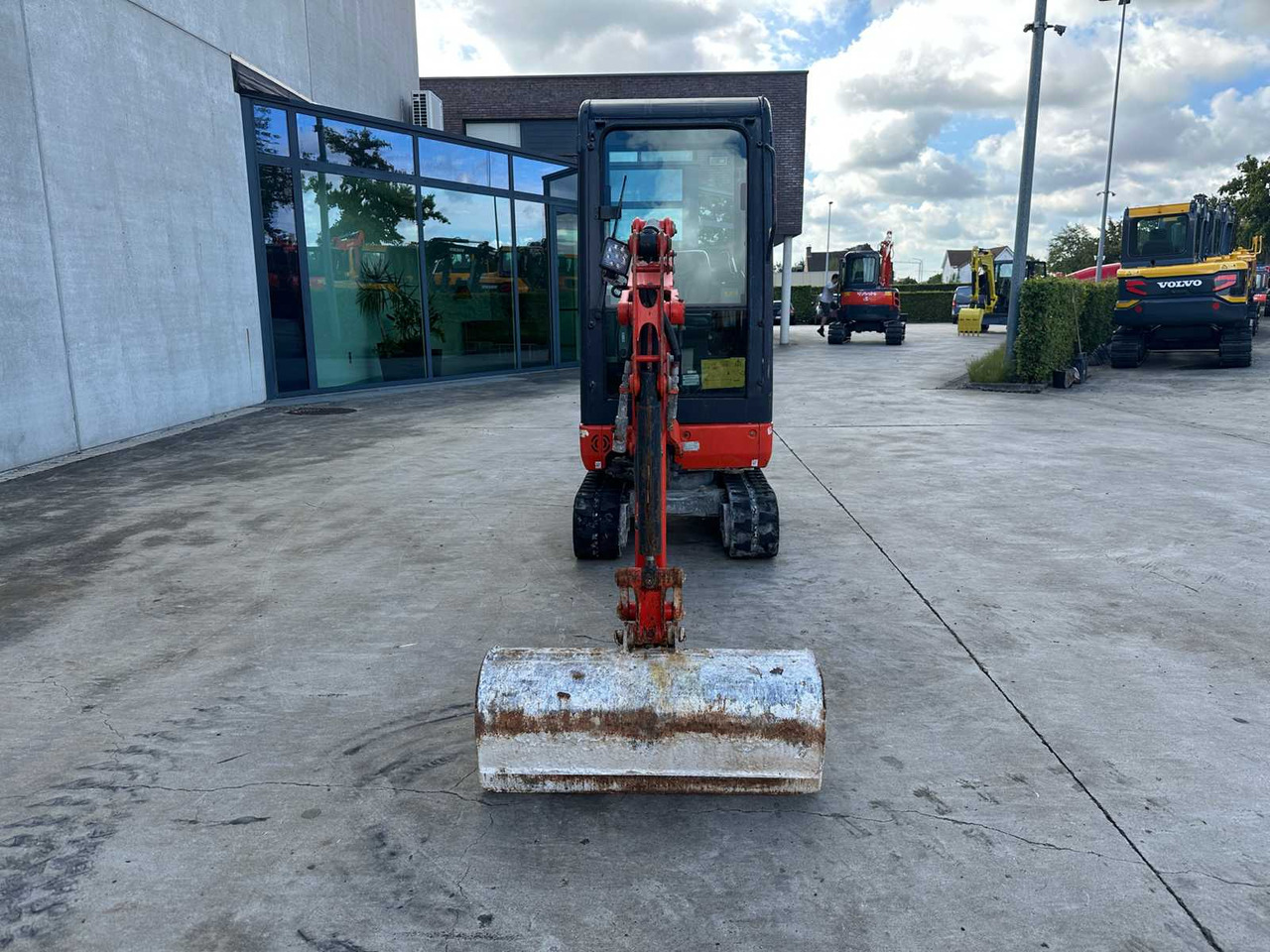 Kubota KX016-4 - Pelle sur chenille: photos 2 Kubota KX016-4 - Pelle sur chenille: photos 2