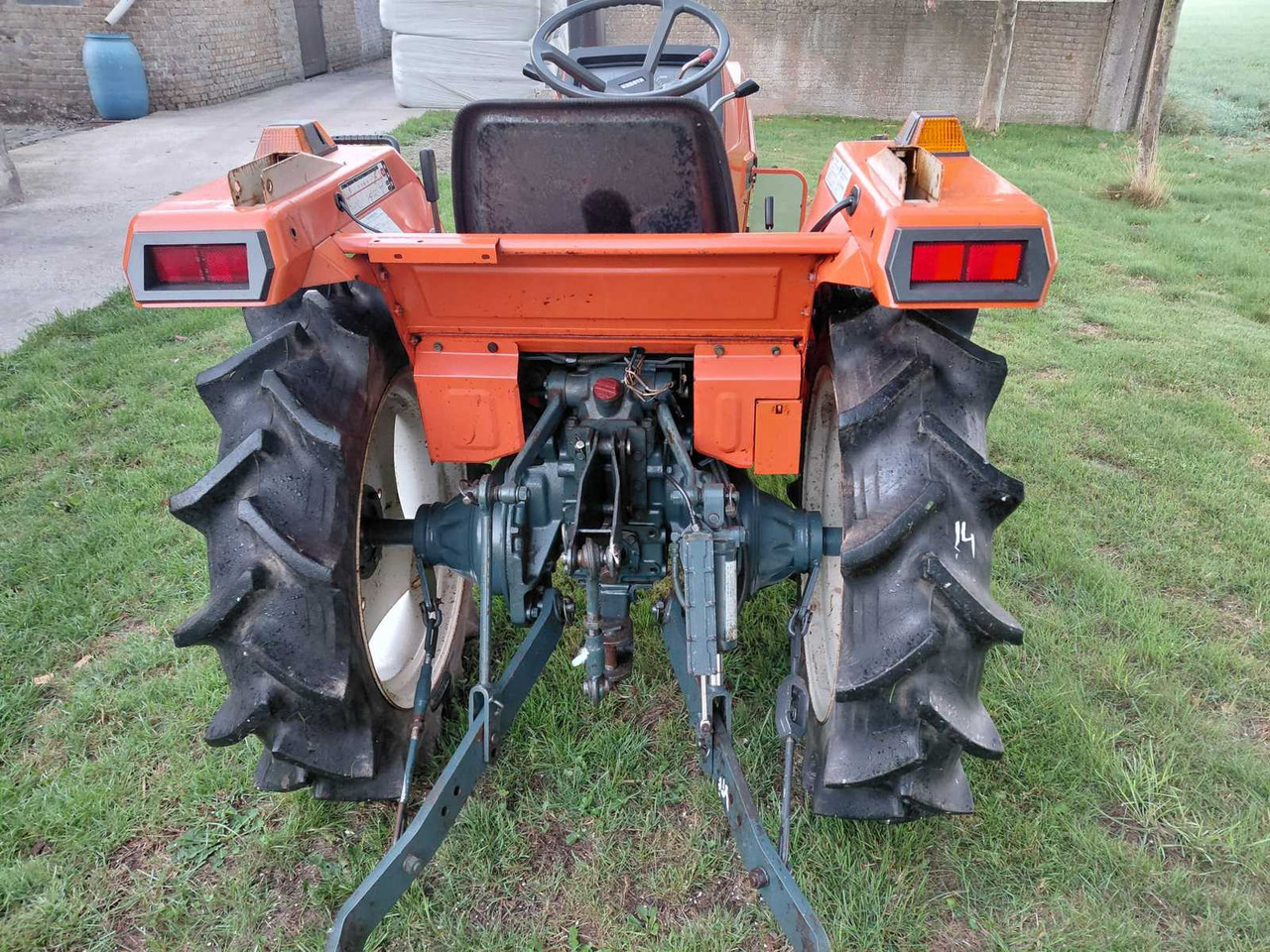 Kubota L1-18 - Micro tracteur: photos 4 Kubota L1-18 - Micro tracteur: photos 4