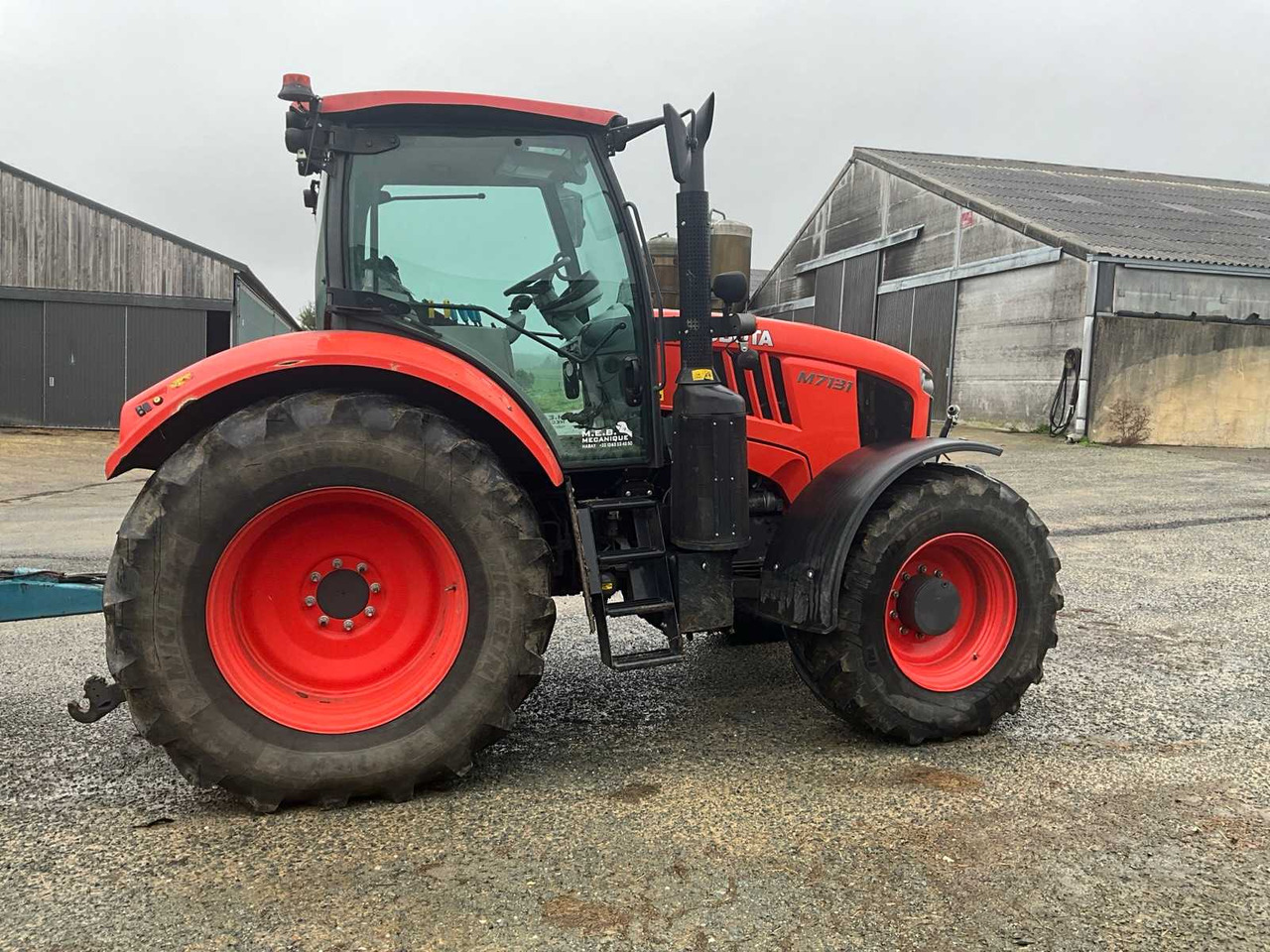 Kubota M7131 - Tracteur agricole: photos 5 Kubota M7131 - Tracteur agricole: photos 5