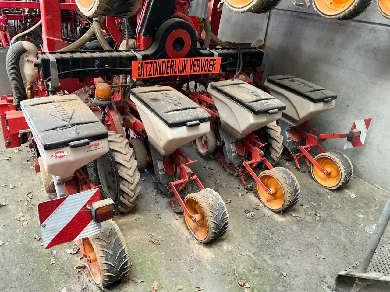 Kuhn Planter 2 - Semoir monograine: photos 3 Kuhn Planter 2 - Semoir monograine: photos 3