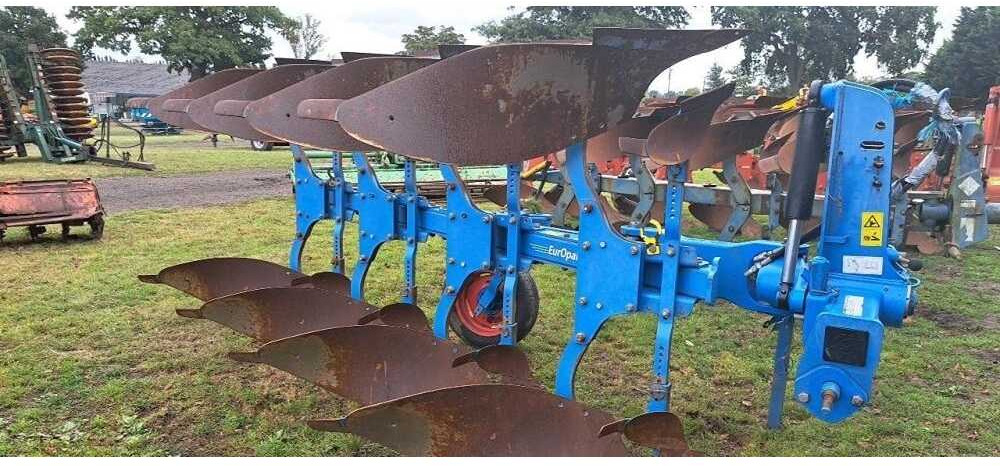 LEMKEN - Charrue: photos 1 LEMKEN - Charrue: photos 1