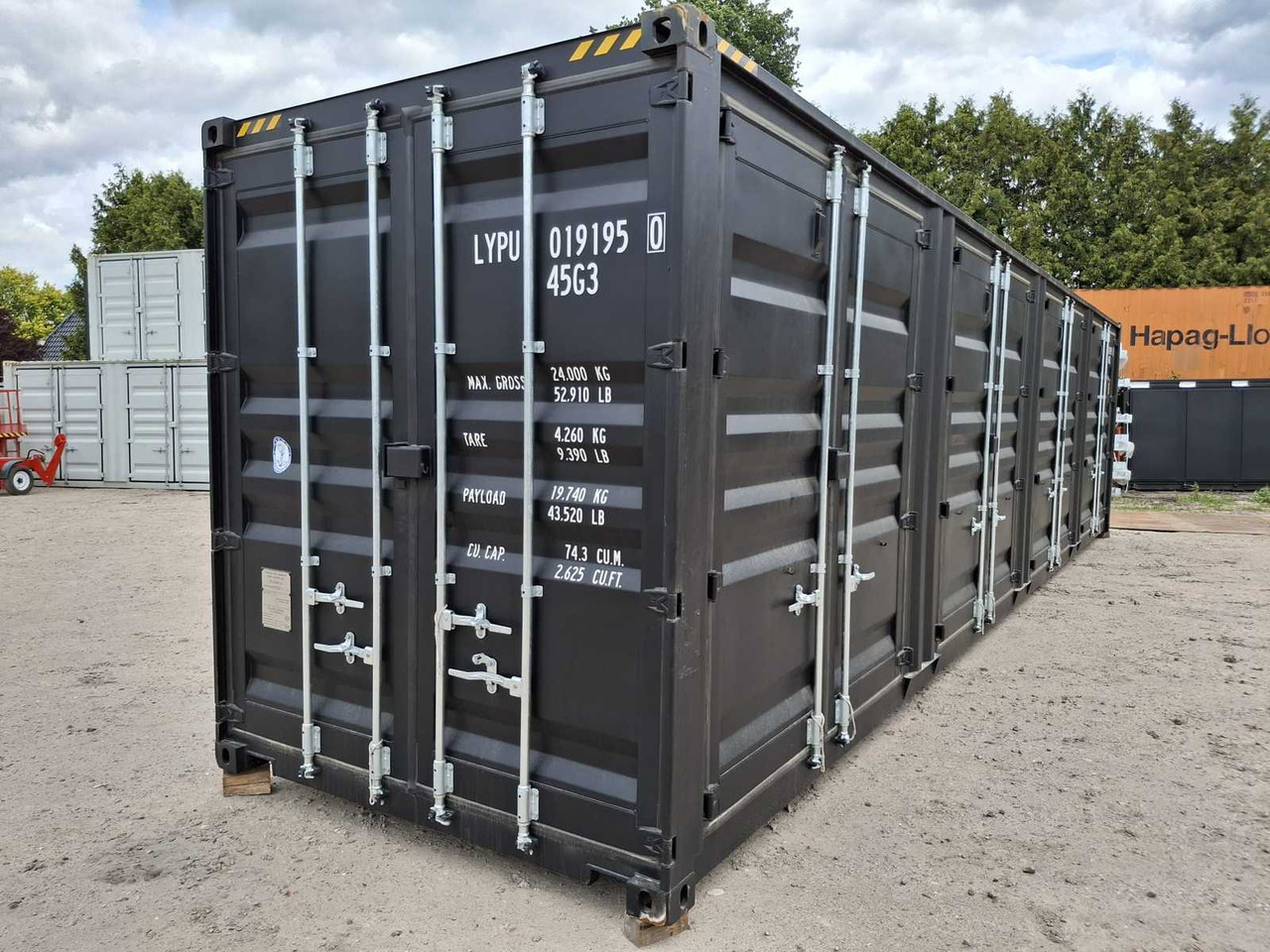 LYPU 40 ft High Cube Zwart - Conteneur maritime: photos 2 LYPU 40 ft High Cube Zwart - Conteneur maritime: photos 2