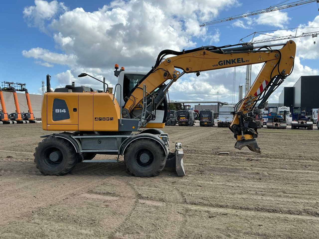 Liebherr A914 Litronic - Grue mobile: photos 4 Liebherr A914 Litronic - Grue mobile: photos 4