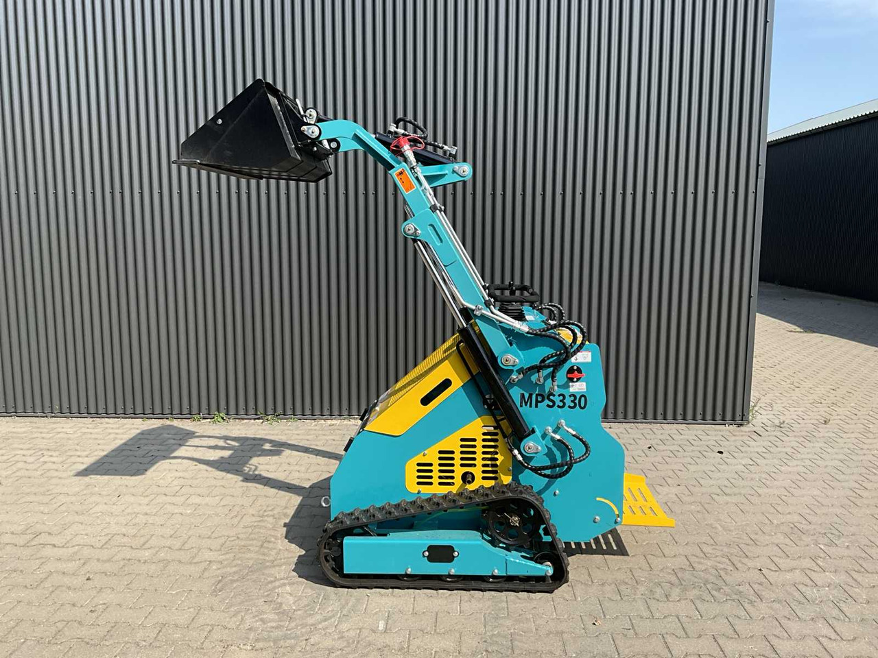 MACH PRO MP-S330 MINI LOADER / SKID STEER LOADER ON TRACKS - Chargeuse compacte sur chenilles: photos 2 MACH PRO MP-S330 MINI LOADER / SKID STEER LOADER ON TRACKS - Chargeuse compacte sur chenilles: photos 2