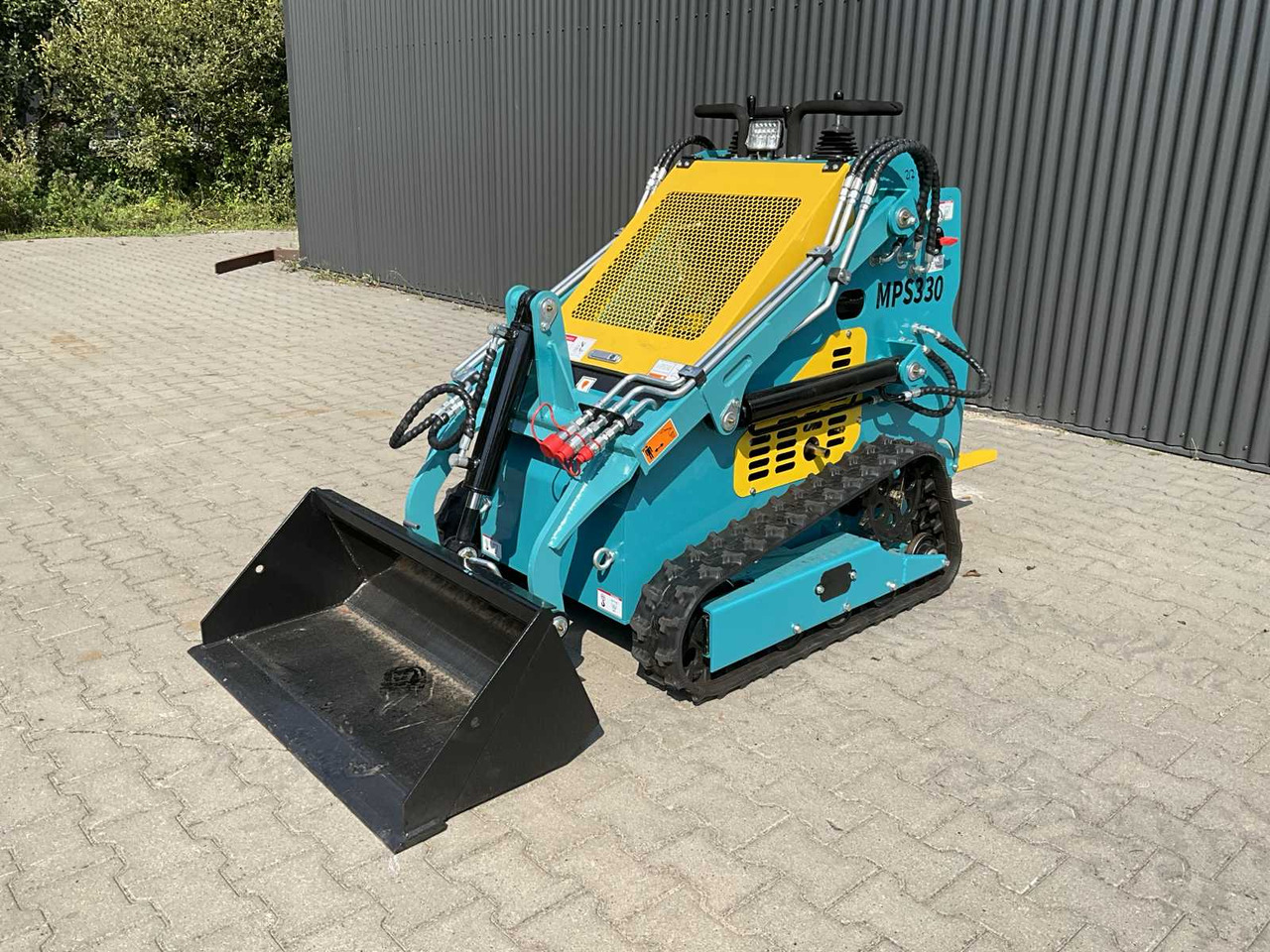 MACH PRO MP-S330 MINI LOADER / SKID STEER LOADER ON TRACKS - Chargeuse compacte sur chenilles: photos 1 MACH PRO MP-S330 MINI LOADER / SKID STEER LOADER ON TRACKS - Chargeuse compacte sur chenilles: photos 1