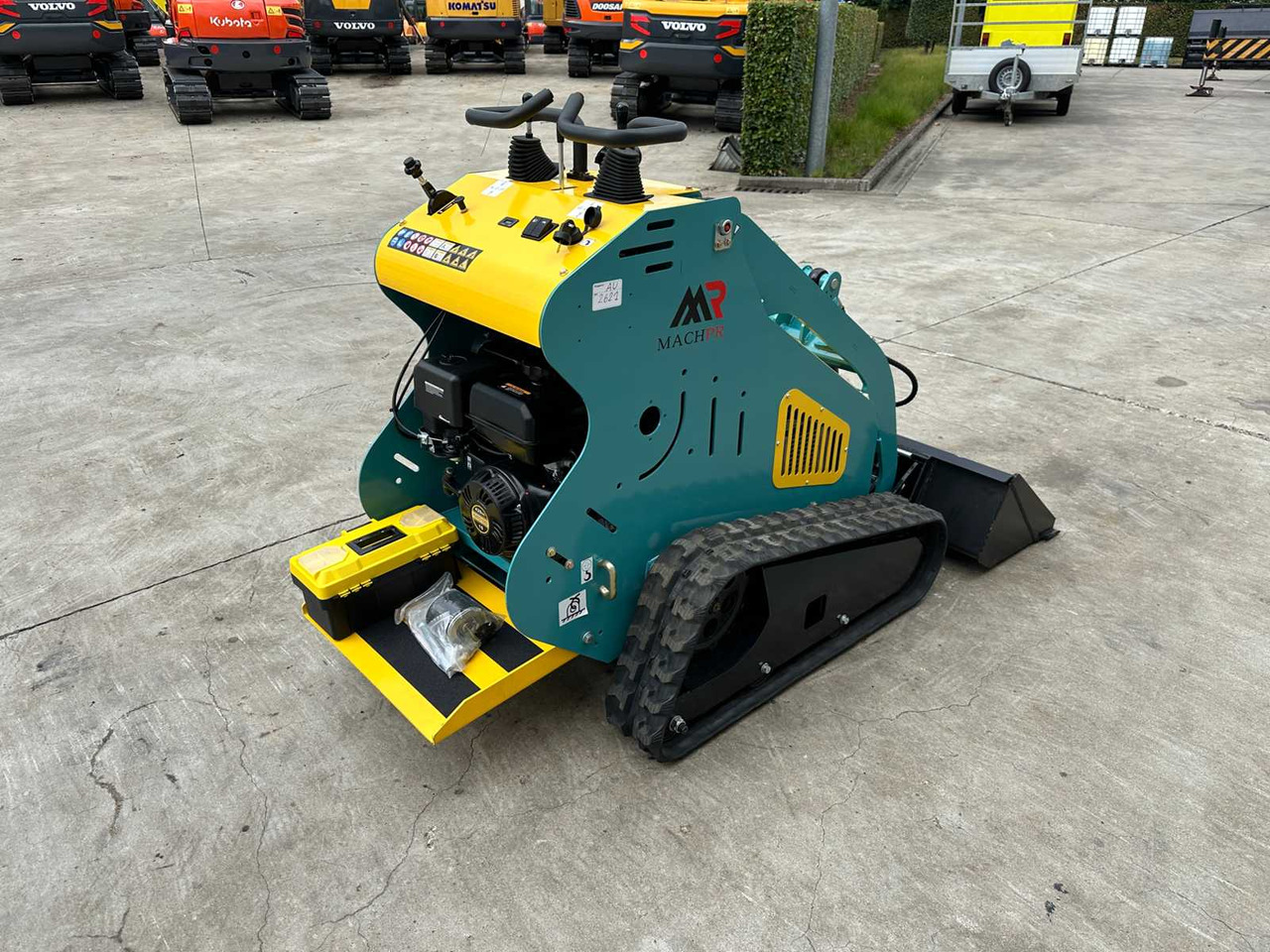 MACHPRO - 2025 - MP-300 - TRACK LOADER - Chargeuse compacte sur chenilles: photos 4 MACHPRO - 2025 - MP-300 - TRACK LOADER - Chargeuse compacte sur chenilles: photos 4