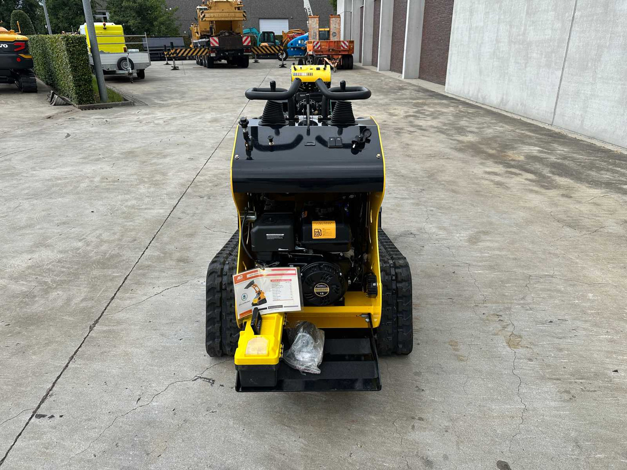 MACHPRO - 2025 - MP-S300 - SKID STEER LOADER - Chargeuse compacte sur chenilles: photos 5 MACHPRO - 2025 - MP-S300 - SKID STEER LOADER - Chargeuse compacte sur chenilles: photos 5