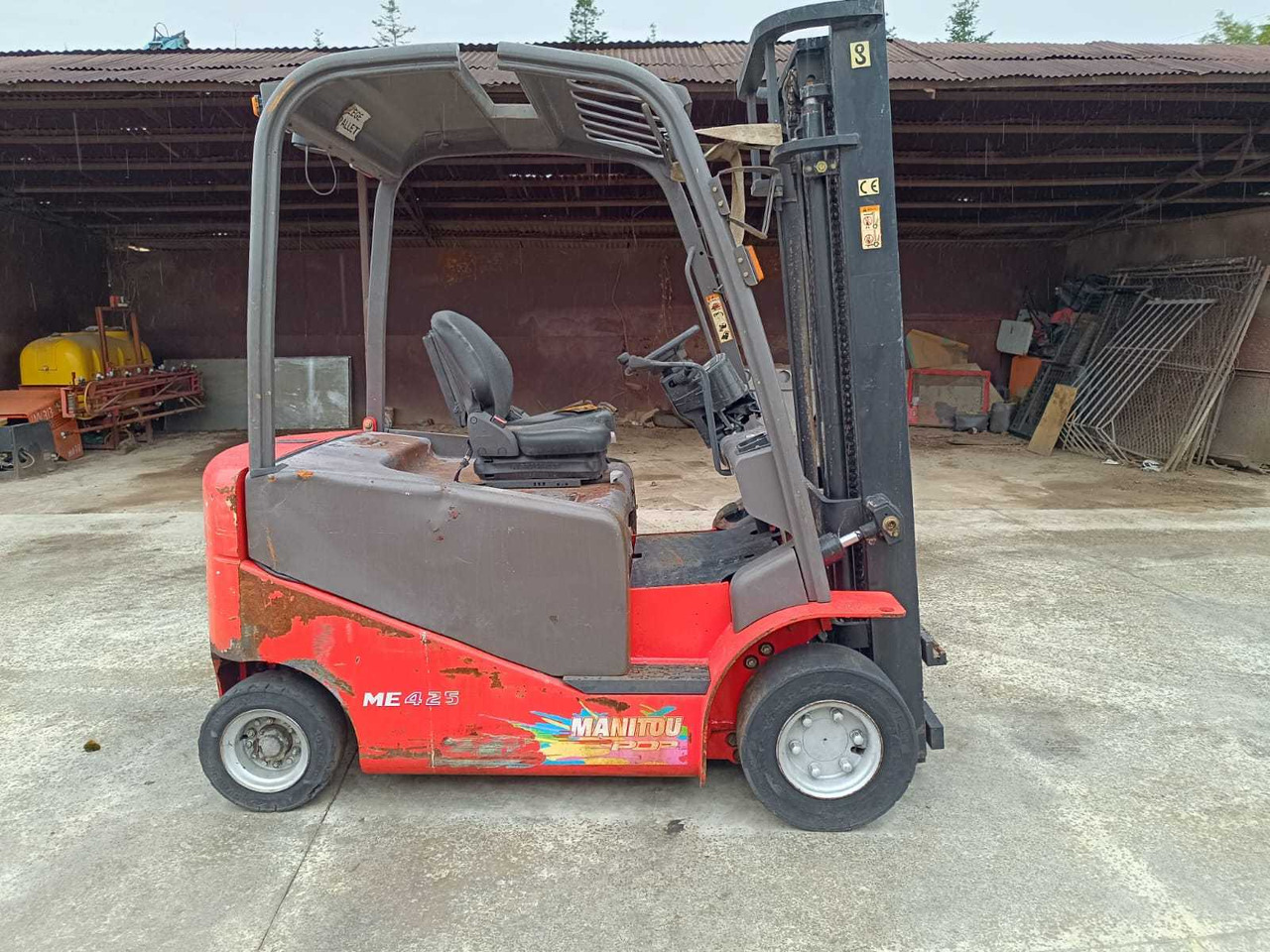MANITOU - ME425-80V - FORKLIFT TRUCKS - 2015 - Chariot élévateur: photos 4 MANITOU - ME425-80V - FORKLIFT TRUCKS - 2015 - Chariot élévateur: photos 4