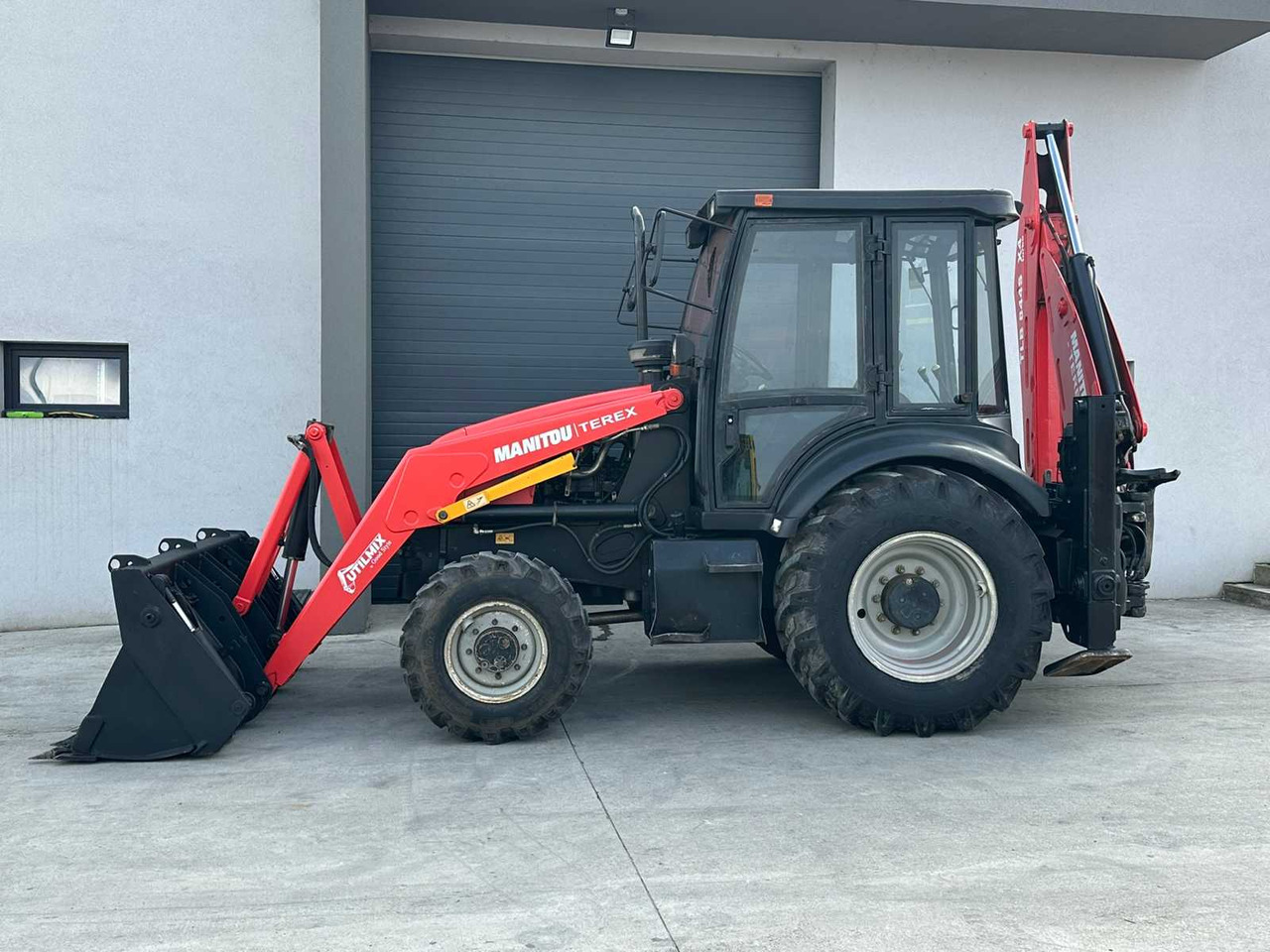 MANITOU - TEREX TLB 844SX4 - BACKHOE LOADER - 2018 - Tractopelle: photos 2 MANITOU - TEREX TLB 844SX4 - BACKHOE LOADER - 2018 - Tractopelle: photos 2
