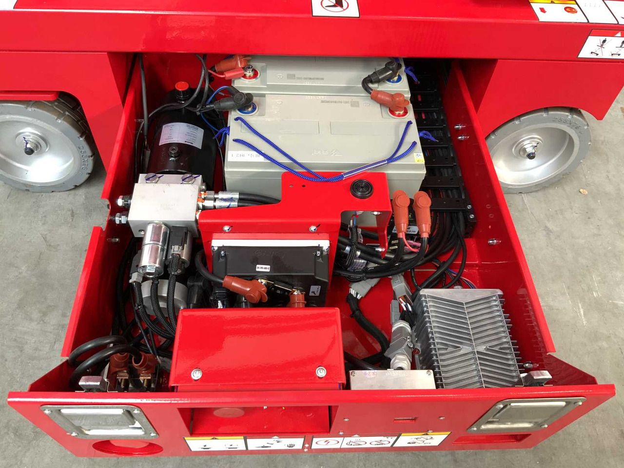 Nacelle MANTALL XE-60 MINI - SCISSOR LIFT AERIAL PLATFORM 6.4M 2024: photos 25