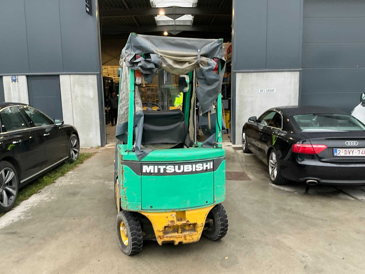 MITSUBISHI FB15 FORKLIFT - Chariot élévateur: photos 4 MITSUBISHI FB15 FORKLIFT - Chariot élévateur: photos 4