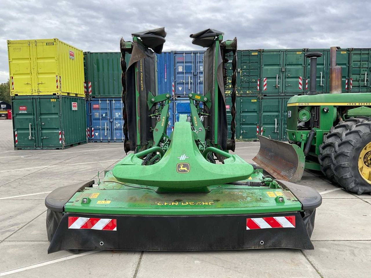 John Deere F310R + R870R - Machine agricole: photos 2 John Deere F310R + R870R - Machine agricole: photos 2