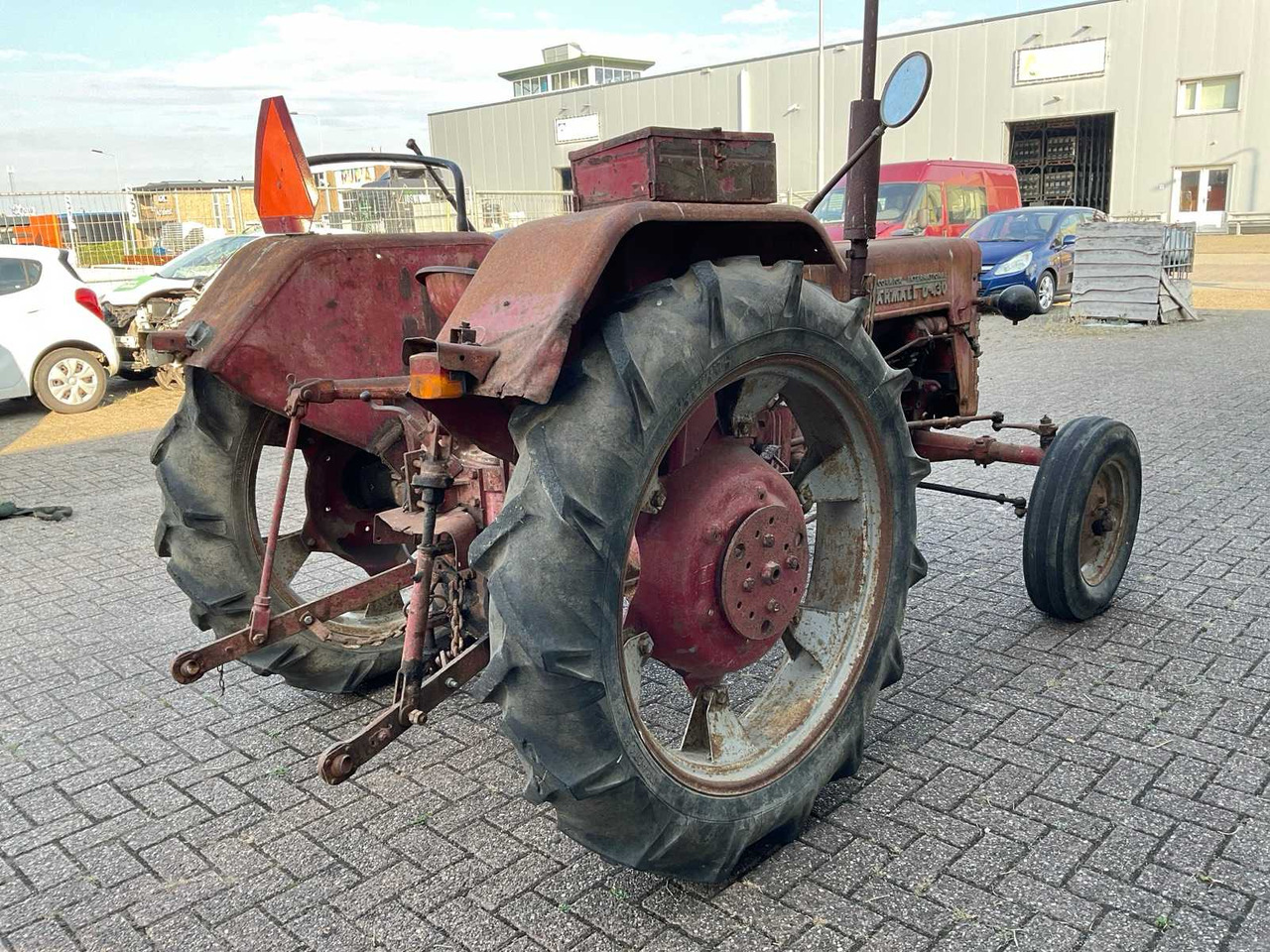 Mc Cormick International Farmall D-430 - Tracteur agricole: photos 5 Mc Cormick International Farmall D-430 - Tracteur agricole: photos 5