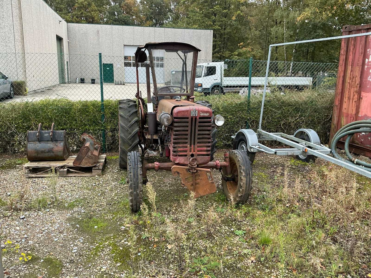 McCormick D-320 - Tracteur agricole: photos 2 McCormick D-320 - Tracteur agricole: photos 2