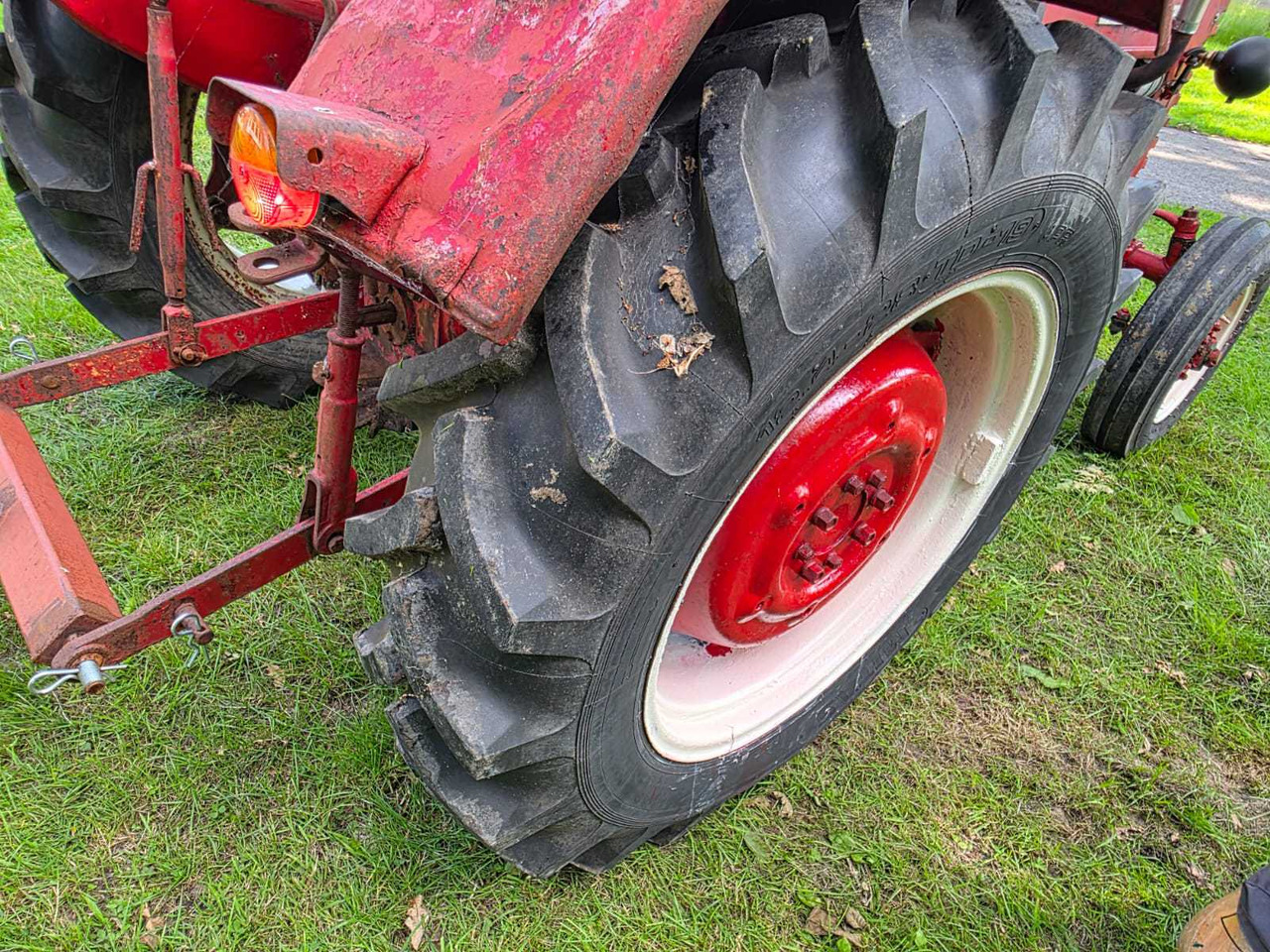 Tracteur agricole McCormick D-432: photos 15