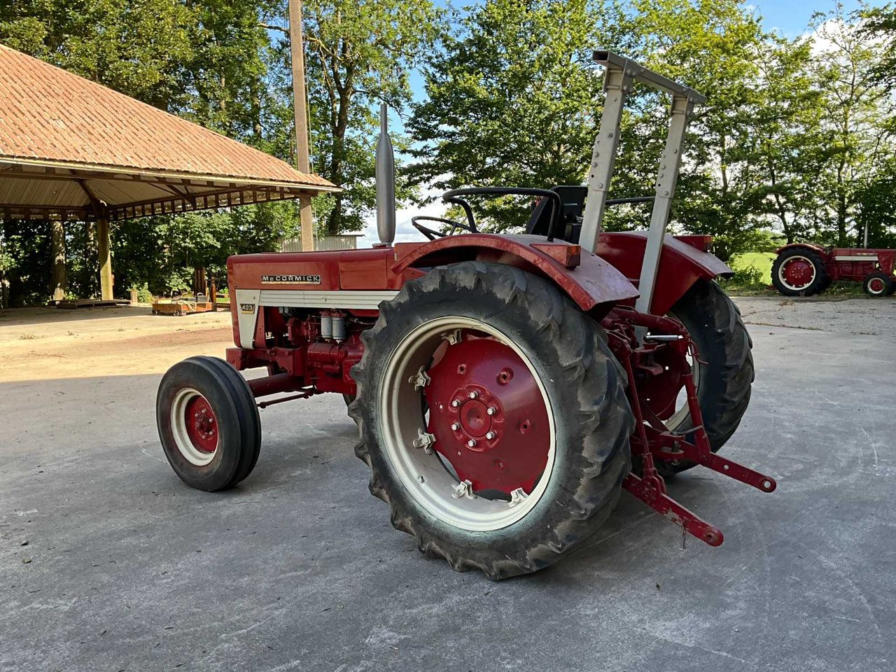 McCormick International 423 - Tracteur agricole: photos 4 McCormick International 423 - Tracteur agricole: photos 4