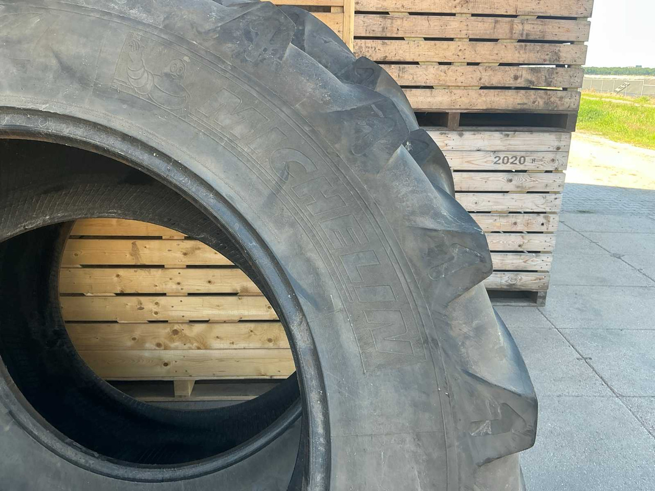 Michelin Xeobib - Pneus et jantes pour Tracteur agricole: photos 5 Michelin Xeobib - Pneus et jantes pour Tracteur agricole: photos 5
