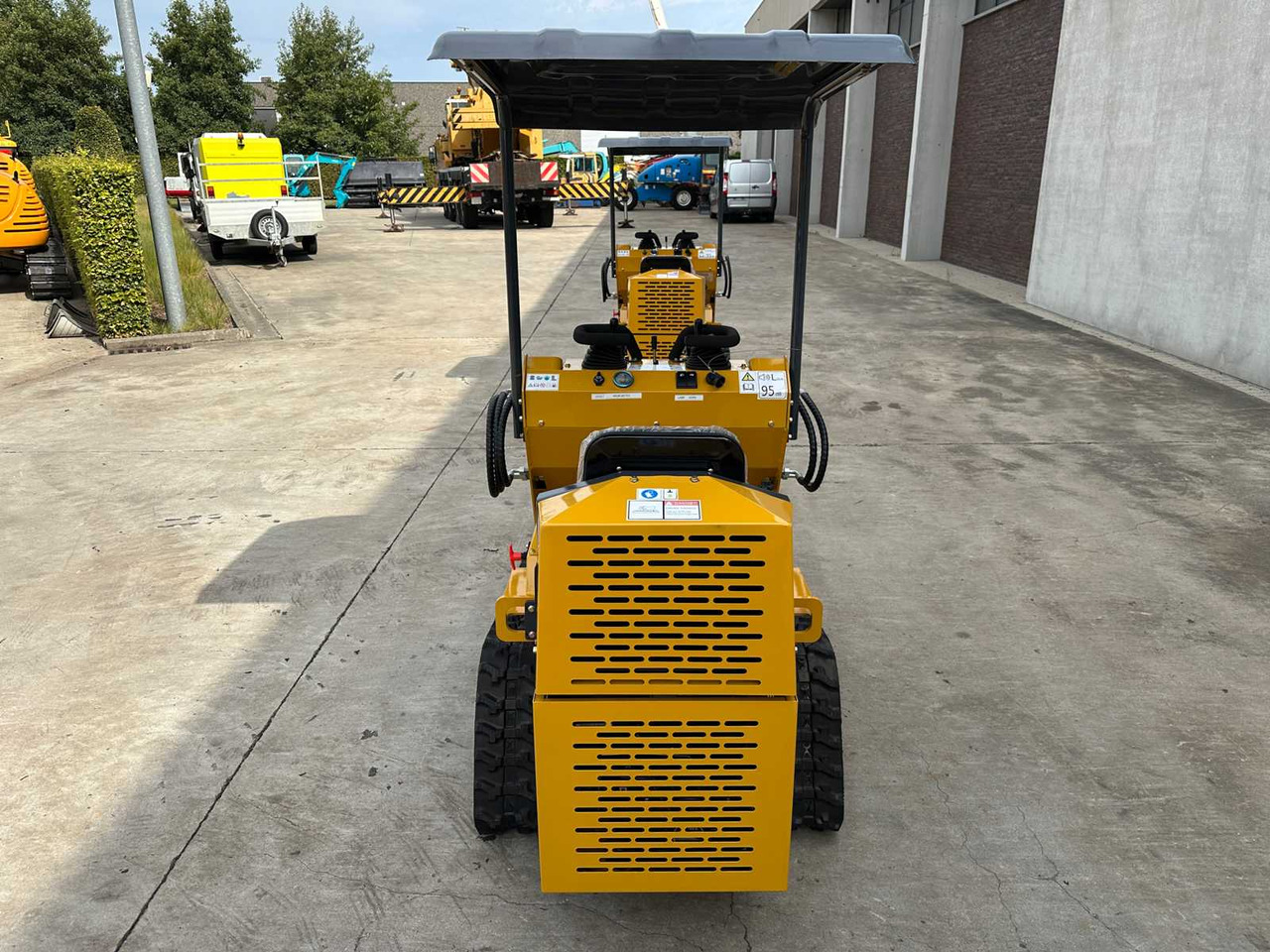 NEWRICK - 2025 - SI360 - SKID STEER LOADER - Chargeuse compacte sur chenilles: photos 5 NEWRICK - 2025 - SI360 - SKID STEER LOADER - Chargeuse compacte sur chenilles: photos 5