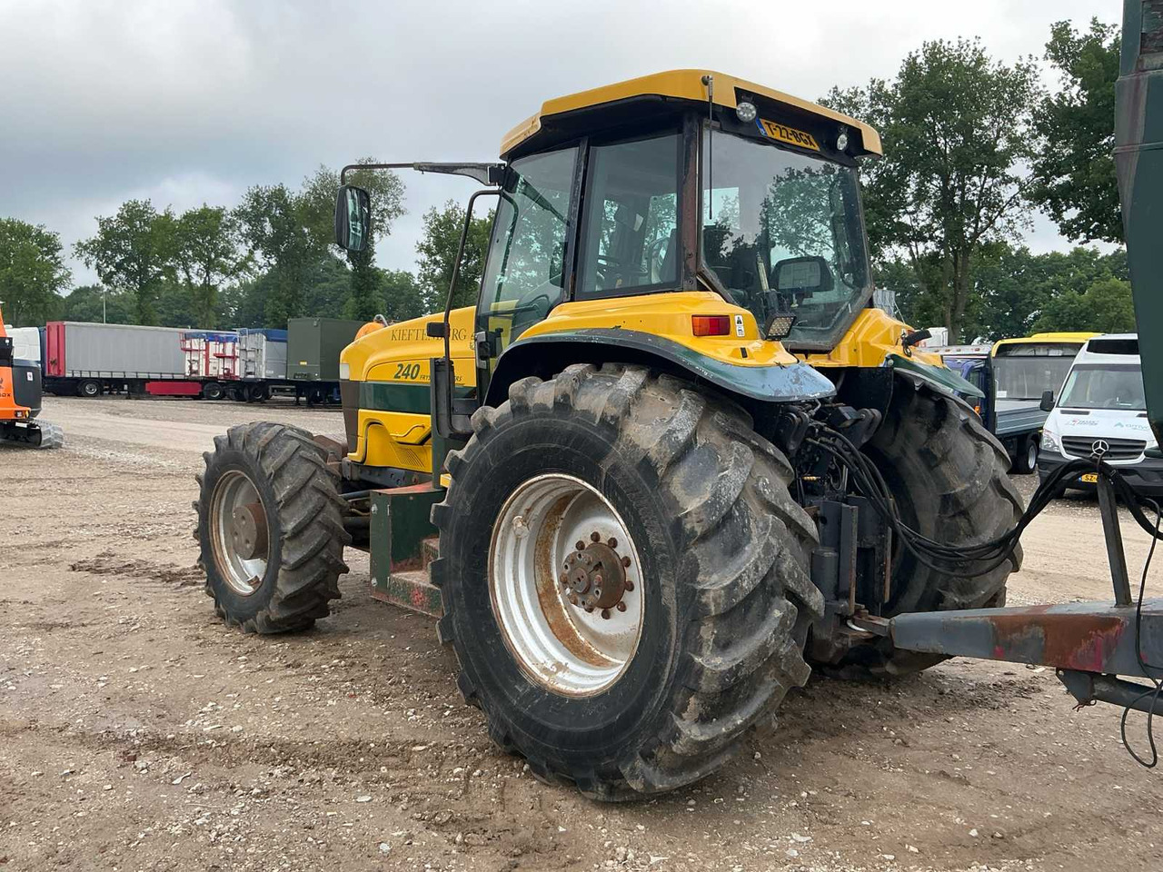 New holland 8970 - Tracteur agricole: photos 4 New holland 8970 - Tracteur agricole: photos 4