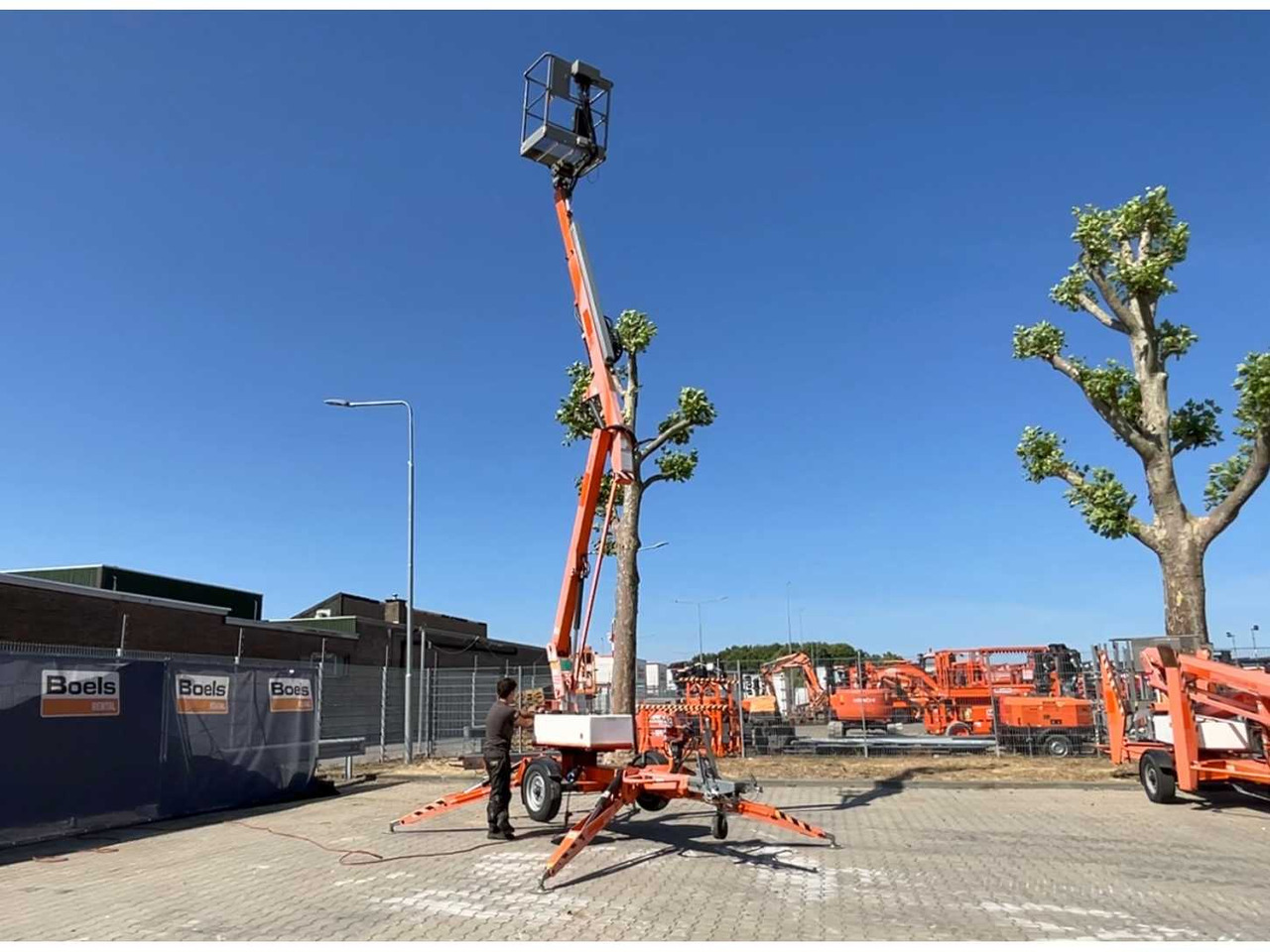 Niftylift Nifty 120 TAC - Nacelle: photos 1 Niftylift Nifty 120 TAC - Nacelle: photos 1