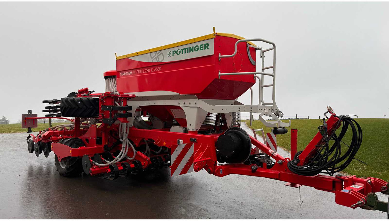 Pöttinger Terrasem C4 Fertilizer - Semoir monograine: photos 1 Pöttinger Terrasem C4 Fertilizer - Semoir monograine: photos 1