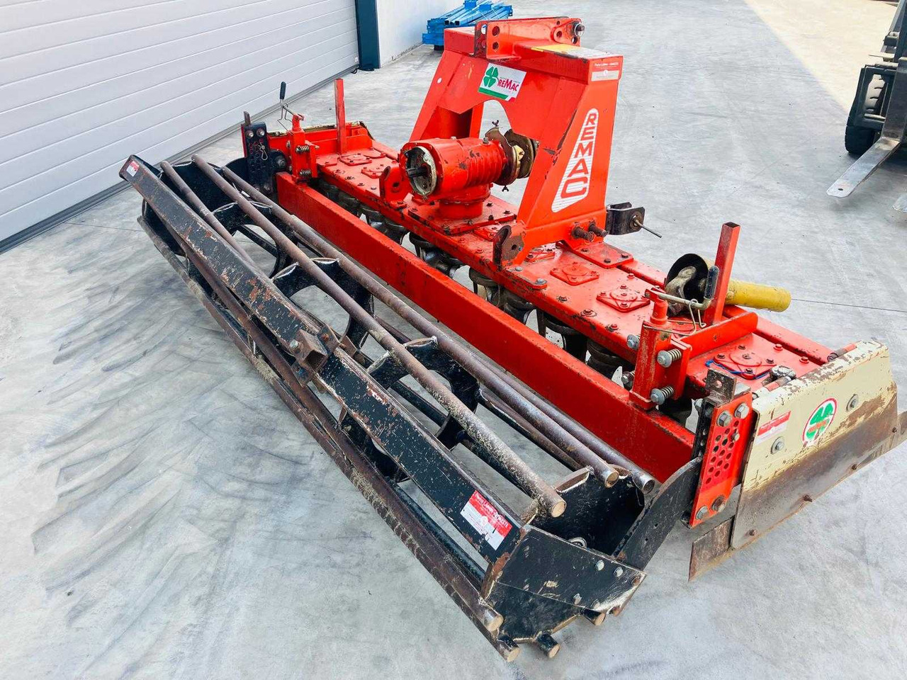 Remac NEX 300 - Herse rotative: photos 4 Remac NEX 300 - Herse rotative: photos 4