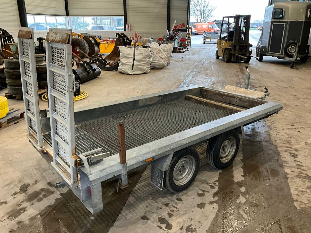 2006 HAPERT HV2700 MACHINE TRANSPORTER - Remorque: photos 4 2006 HAPERT HV2700 MACHINE TRANSPORTER - Remorque: photos 4