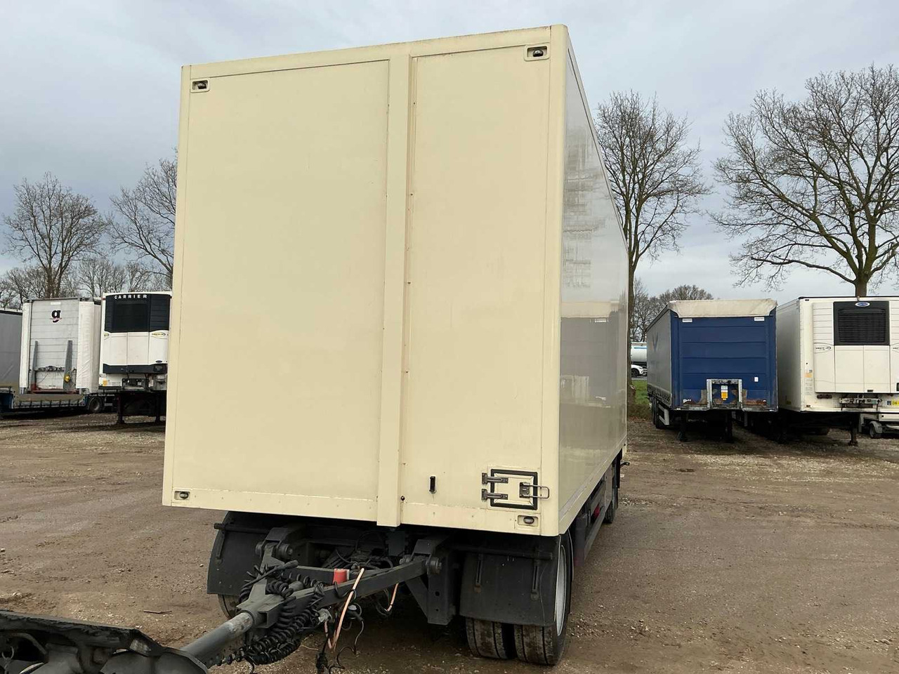 2007 DRACO AXS220 CONDITIONED DRAWSTRING TRAILER - Remorque: photos 2 2007 DRACO AXS220 CONDITIONED DRAWSTRING TRAILER - Remorque: photos 2