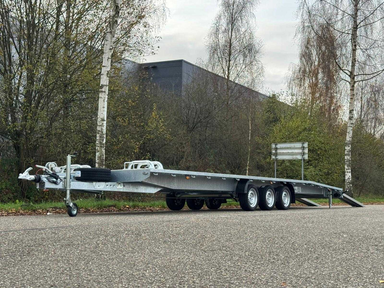 NIEWIADOW - CAR TRANSPORTER - 3 ASSER 2025 - WINCH + RAMPS - 01-WRP-6 - Remorque: photos 1 NIEWIADOW - CAR TRANSPORTER - 3 ASSER 2025 - WINCH + RAMPS - 01-WRP-6 - Remorque: photos 1
