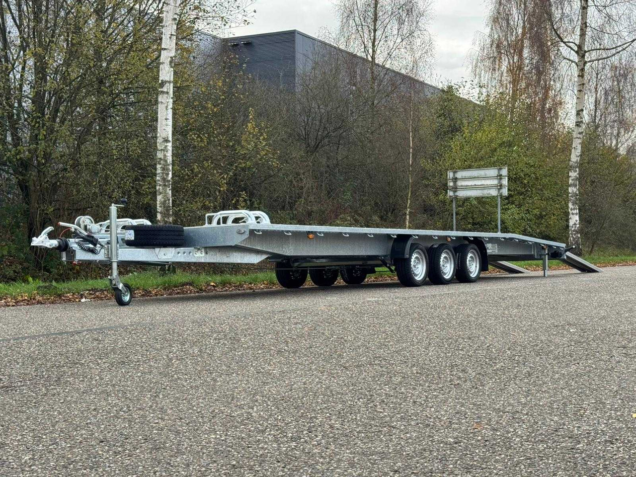 NIEWIADOW - CAR TRANSPORTER - 3 ASSER 2025 - WINCH + RAMPS - 01-WRP-6 - Remorque: photos 2 NIEWIADOW - CAR TRANSPORTER - 3 ASSER 2025 - WINCH + RAMPS - 01-WRP-6 - Remorque: photos 2