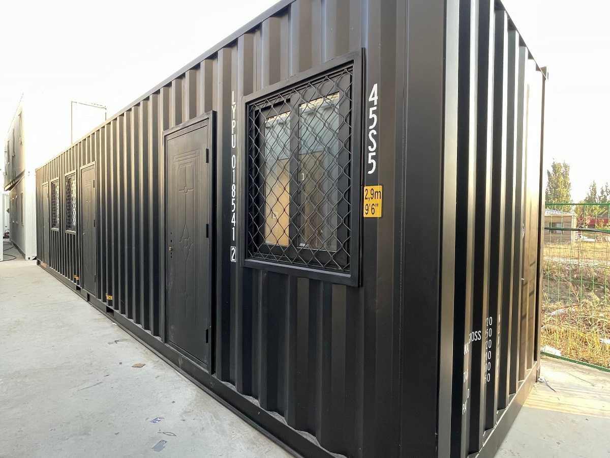 Rhino-Cross-Container 018541 - Conteneur comme habitat: photos 1 Rhino-Cross-Container 018541 - Conteneur comme habitat: photos 1