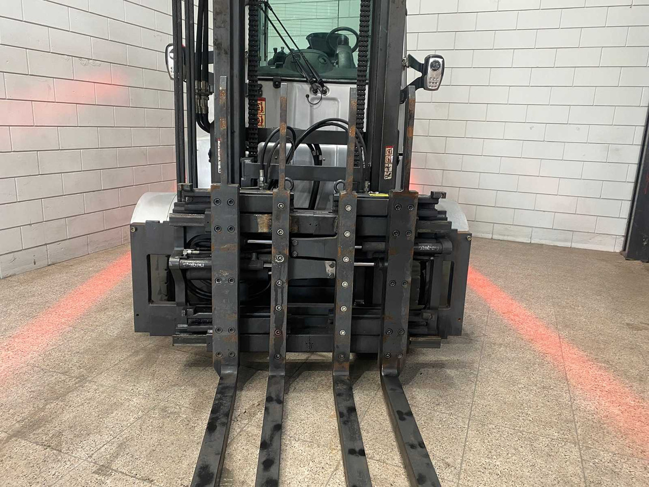 STILL - 2019 - RX60-70 - FORKLIFT - SIDE-SHIFT - FORK POSITIONER - DOUBLE CARRIAGE - Chariot élévateur: photos 4 STILL - 2019 - RX60-70 - FORKLIFT - SIDE-SHIFT - FORK POSITIONER - DOUBLE CARRIAGE - Chariot élévateur: photos 4