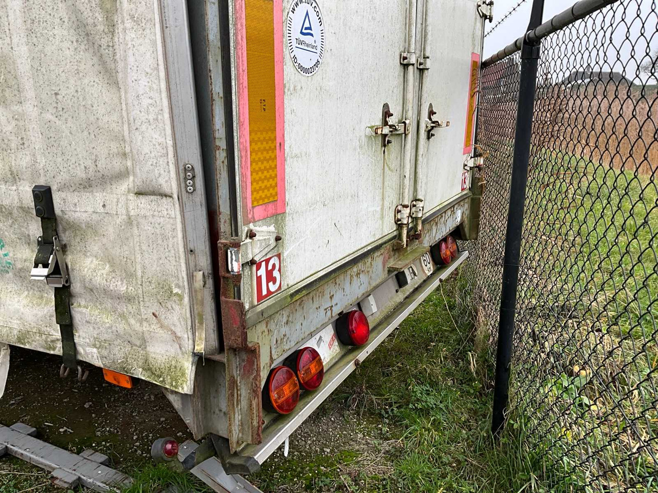 2000 HECA O-2-33M SEMI-TRAILER - Semi-remorque: photos 5 2000 HECA O-2-33M SEMI-TRAILER - Semi-remorque: photos 5