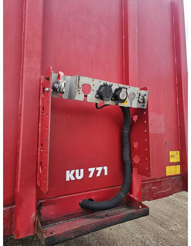 HRD - SPLB3S (LOW LOADER / PLATFORM SEMI-TRAILER) - 2009 - SEMI-TRAILER - Semi-remorque: photos 4 HRD - SPLB3S (LOW LOADER / PLATFORM SEMI-TRAILER) - 2009 - SEMI-TRAILER - Semi-remorque: photos 4