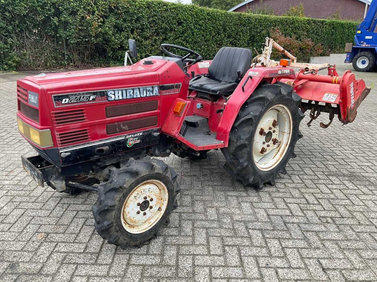 Shibaura D215F - Micro tracteur: photos 1 Shibaura D215F - Micro tracteur: photos 1